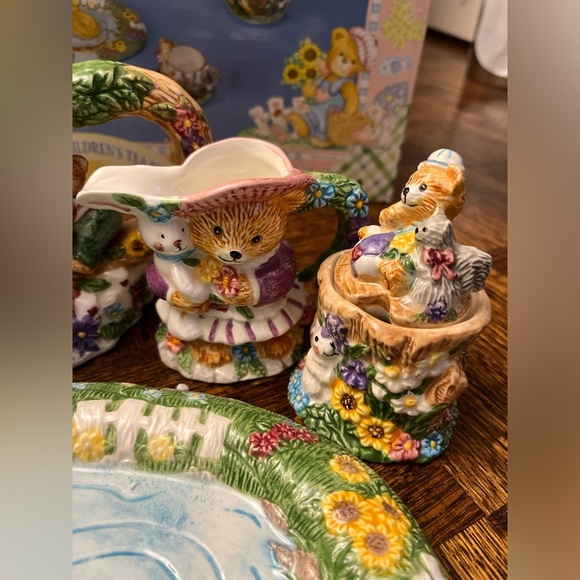 Vintage 1996 Hand-painted Children’s Teddy Bear Tea set 12-Pieces - Picture 7 of 15